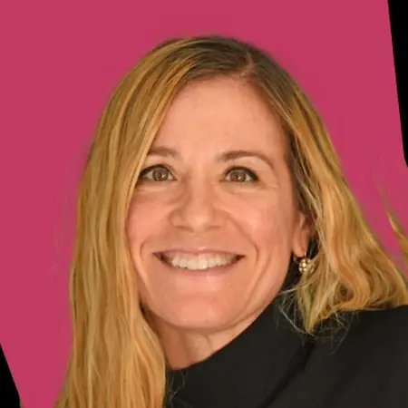 Sarah Kroskrity, Senior Director: Experiential, Brand Events, & Client Services on Influential Women