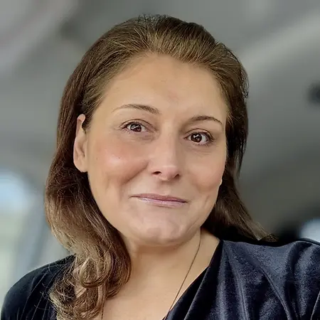 Snezana Zivcevska Stalpers, Business & Technology Strategist | Startup Advisor | Co-founder on Influential Women