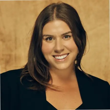 Samantha Hoefs, Senior Wealth Investment Consultant on Influential Women