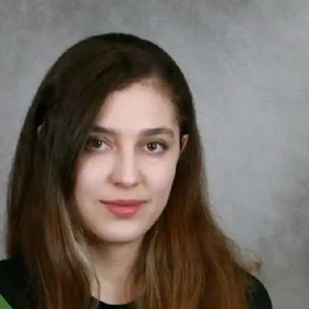 Fatemeh (Aiyana) Mozaffar, Research assistant on Influential Women