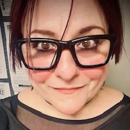Mary Anne Perry, VO Artist. News Anchor. Traffic Reporter on Influential Women