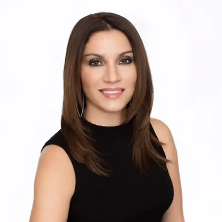 Zoe Trifilio Pfaffman, Psychotherapist In Private Practice on Influential Women