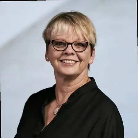 Pamela Reynolds, Director, Learning & Development Manager on Influential Women