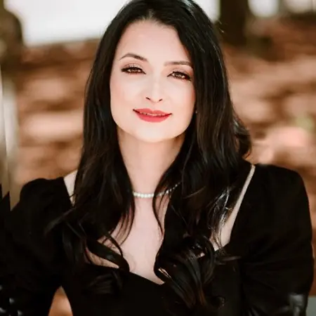 Manal Chamseddine, Founder, Brand and Product Manager on Influential Women
