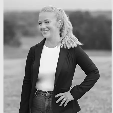 Amy McMillin, Owner and Founder of Custom Care Rehab on Influential Women