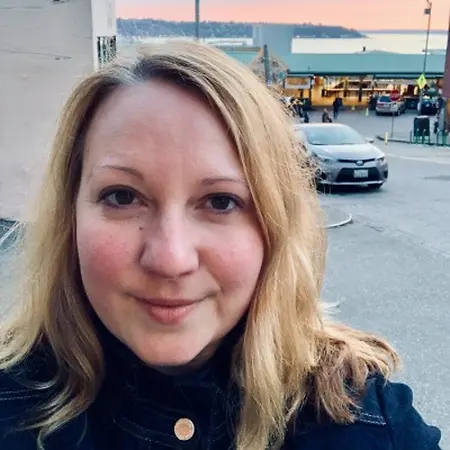 Cathleen Zapata, Independent CX/UX & Research Consultant on Influential Women