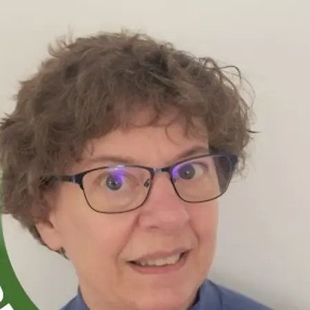 Gloria Slomczynski, Laboratory Informatics and Management Consultant on Influential Women