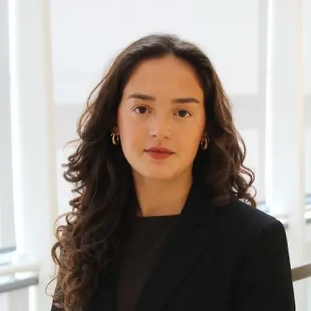 Iliana Chevres, Head of Social on Influential Women