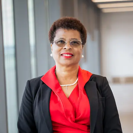 Brenda Davis, Leadership Design Consultant Social Researcher on Influential Women