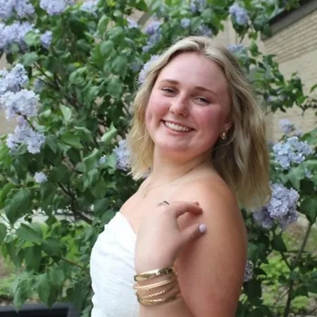 Alivia Palmer, Account Executive on Influential Women