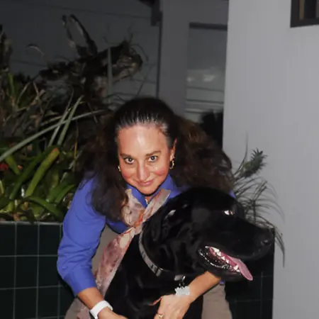 Ariana Finkelstein, DVM