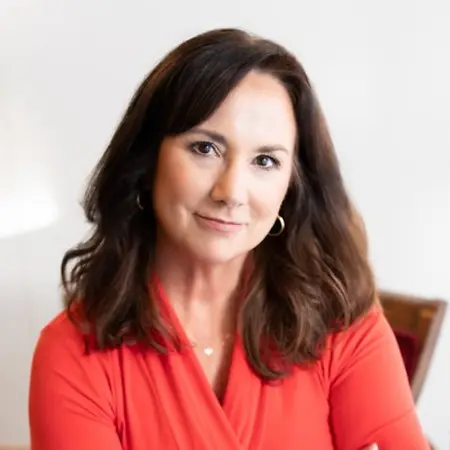 Julie Keyes, Founder, Consultant, Author, Pod-caster and Instructor on Influential Women
