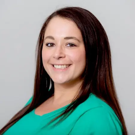 Stephanie Guzaldo, Director, Discover Card Integration on Influential Women