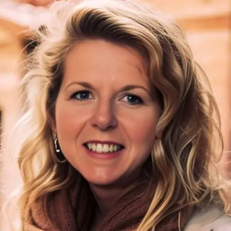 Kari DeRusha, Sr Clinical Recruiter on Influential Women