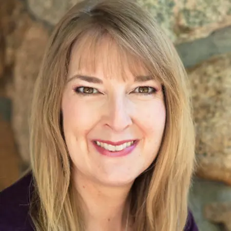 Kelly A Thomas, On-Air Talent / Radio Announcer on Influential Women