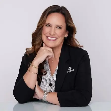 Jennifer Speer, Senior Vice President & Market Director on Influential Women