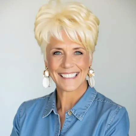 Cheryl Braunschweiger, CEO, Chief Girlfriend & Enthusiast on Influential Women