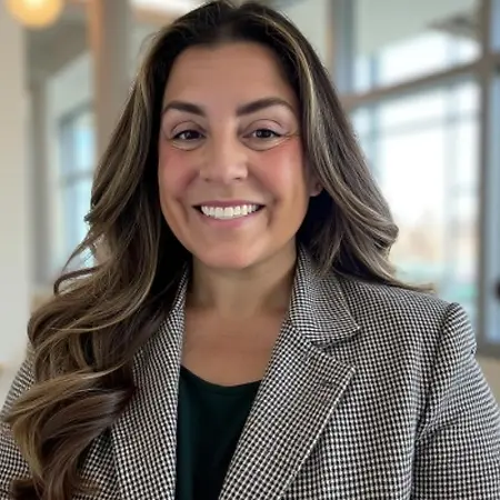 Lauren Bochicchio, Director of Customer Success on Influential Women