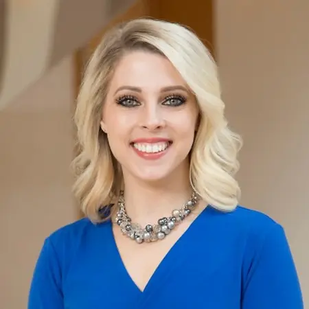 Summer Rector, Executive Director, Executive Compensation & Benefits on Influential Women