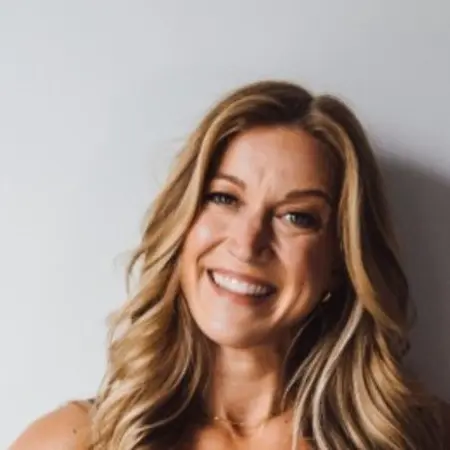 Ally Michael (Mittelholzer), Senior Client Success Manager, Large Enterprise Clients on Influential Women
