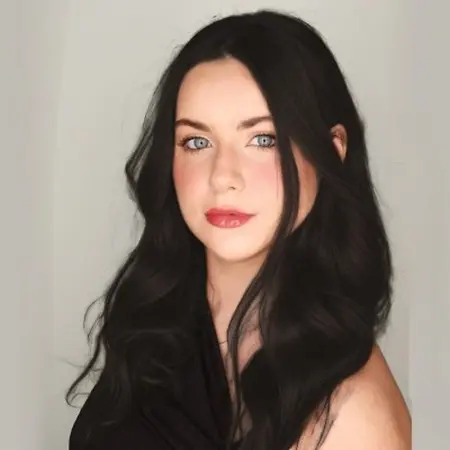 Sky Hinrich, Digital Intern - Content Creation on Influential Women