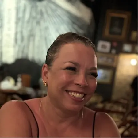 Sarah DiazLopez, Litigation Paralegal on Influential Women