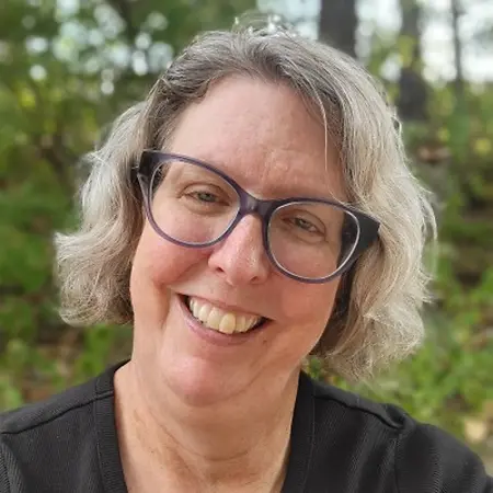 Suzy Hillegas, Travel Advisor on Influential Women