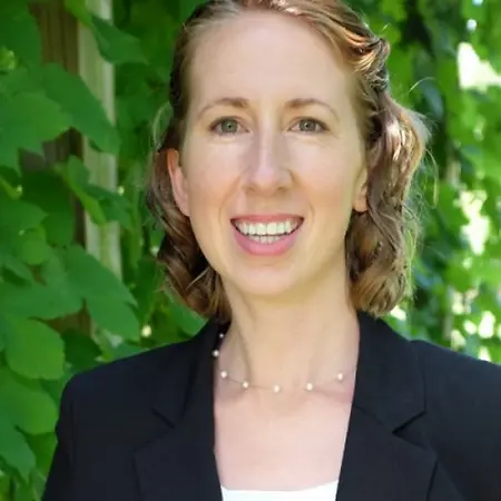 Lisa Delnay, Graphic and Web Designer on Influential Women