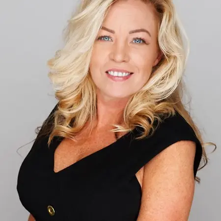 Shawnee Saenz, Senior Catering Sales Manager on Influential Women