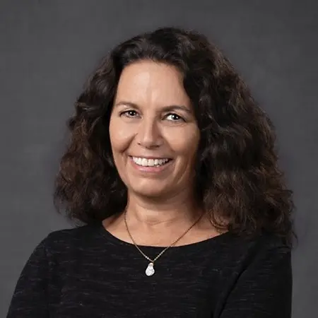 Cindy (Cynthia) Cione, Real Estate Agent on Influential Women