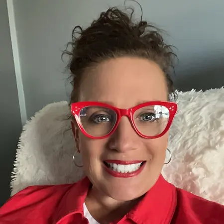 Kelly Swails, Director of Sterile Processing on Influential Women