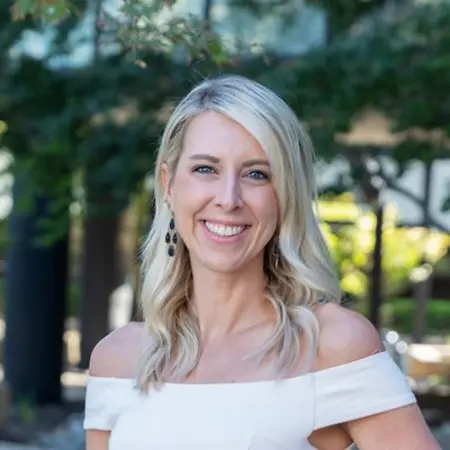 Lindsey Snyder, Tier X Health & Fitness Coach on Influential Women