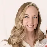 Dominique Lingruen, Vice President of Sales US on Influential Women