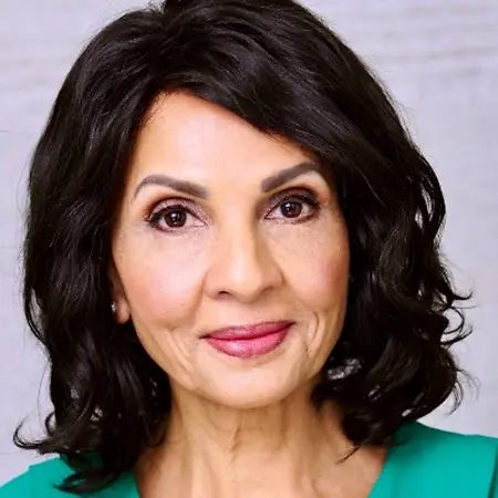 Rashmi Rustagi, Actor, Writer, and Producer on Influential Women