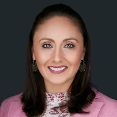 Shannon Daniels, Founder | Professional Speaker & Authentic Communication on Influential Women