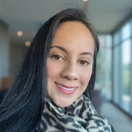 Alejandra Maria Alvear