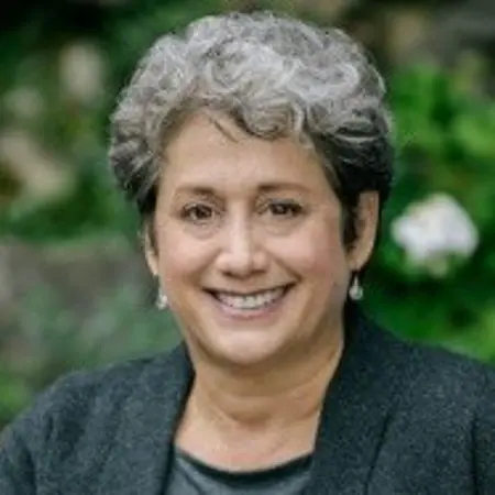 Lisa Meddin, Owner & Principal Landscape Designer on Influential Women