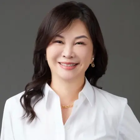 Lisa Yih, Head of U.S. Operations | Global Commercial Growth on Influential Women