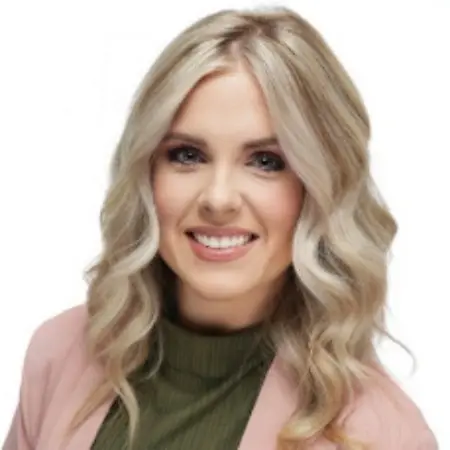 Lauren Anderson, Customer Success Manager on Influential Women