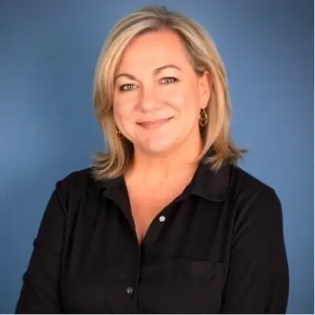 Lisa Paxton, Business Developer on Influential Women