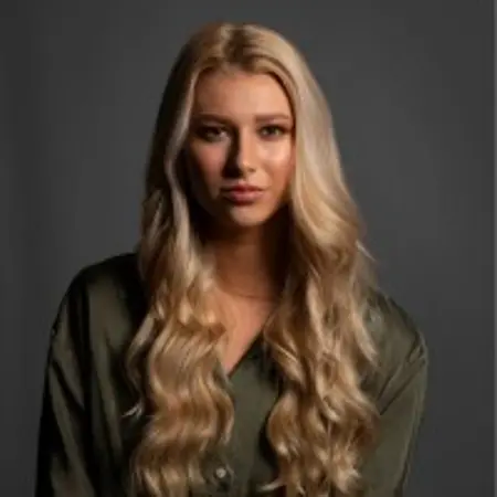 Mary Frances Scholle, Client Solutions Manager - Marketing & Creative on Influential Women