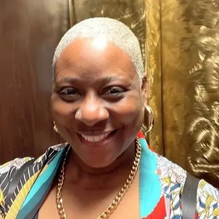Dionne Dawson, AmeriCorps National Volunteer Services Coordinator on Influential Women