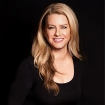 Lindsey Jordan, Phoenix/Scottsdale Sales Manager | Business Development on Influential Women