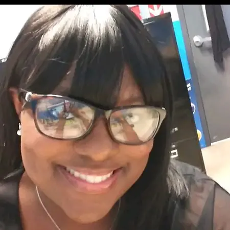 Lauralynn Williams, ]Store Leader on Influential Women