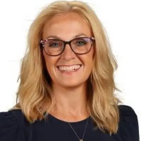 ReNah Reuter, Principal on Influential Women