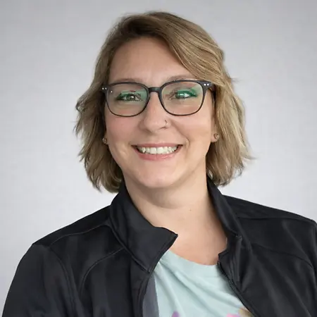 Jessica Raelyn Logelin, Sales Rep on Influential Women