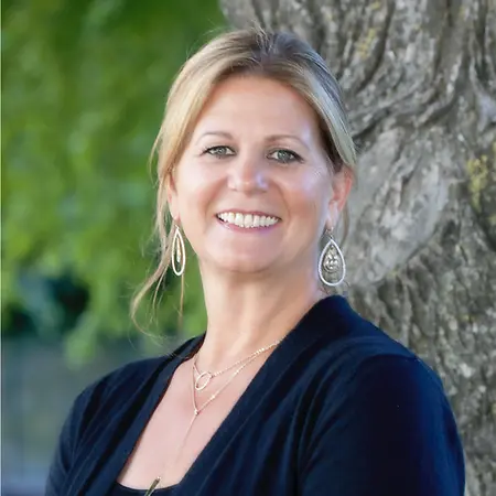 Michelle Simmons, PMP