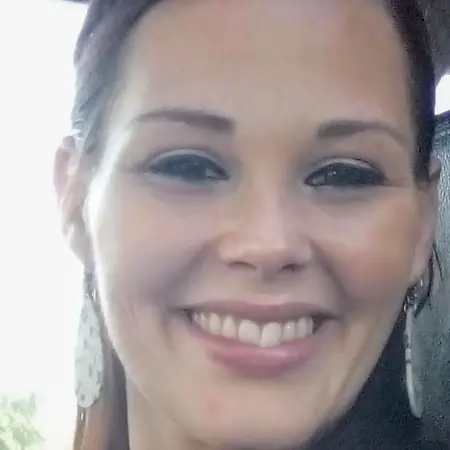 Molly Aileen McIntyre