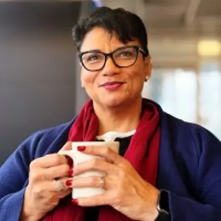 Etta Mitchell, Vice President of Integrated Health Services on Influential Women