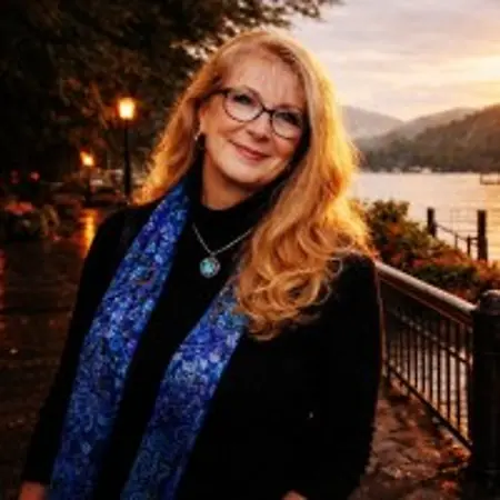 Victoria Lyn Gardner, Business Owner, Author on Influential Women